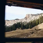 Rifugio Malga Ra Stua 롯지