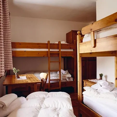 Rifugio Malga Ra Stua 科尔蒂纳丹佩佐