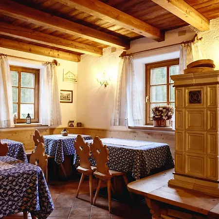 Rifugio Malga Ra Stua